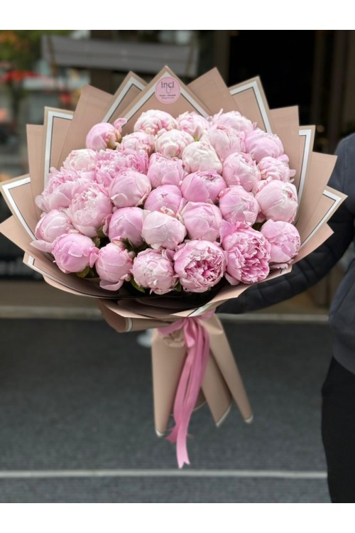 Pembe Şakayık Buketi