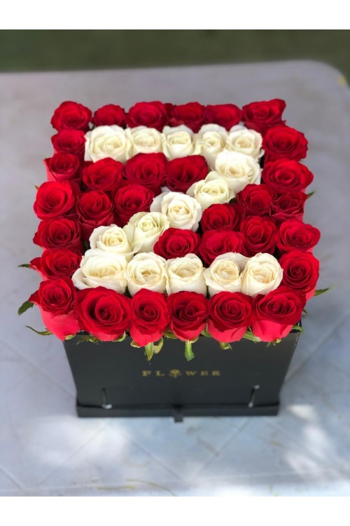 Z Harfli Kırmızı Gül Kutusu