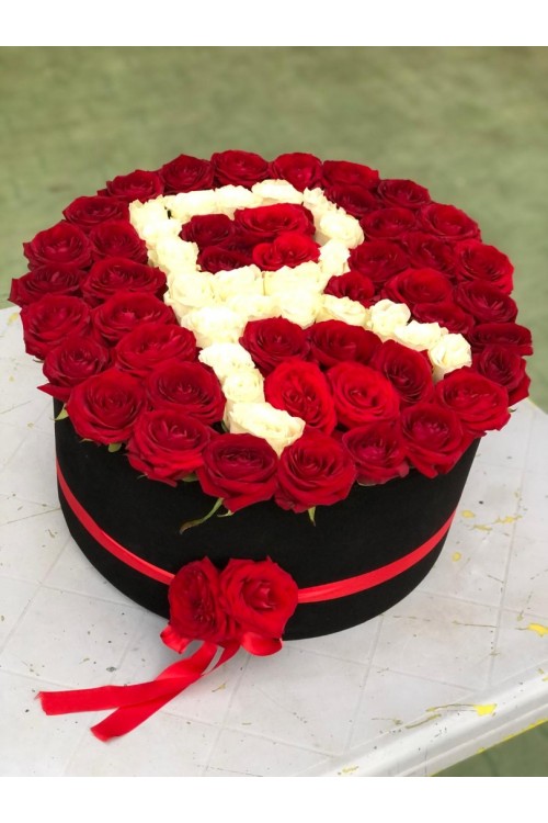 B Harfli Kırmızı Gül Kutusu