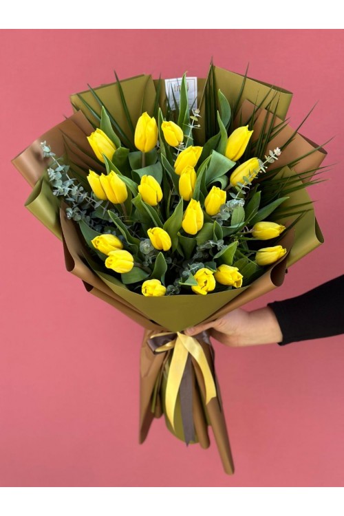 Kahverengi Ambalajlı Sarı Lale Buketi