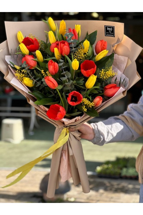 Karışık Lale ve Anemon Buketi