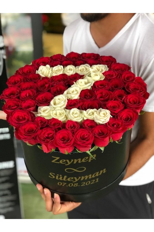 Z Harfli Kırmızı Gül Kutusu