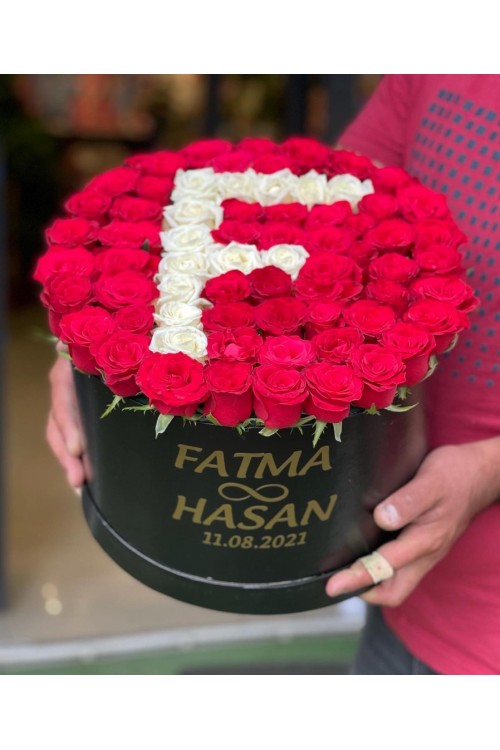 F Harfli Kırmızı Gül Kutusu