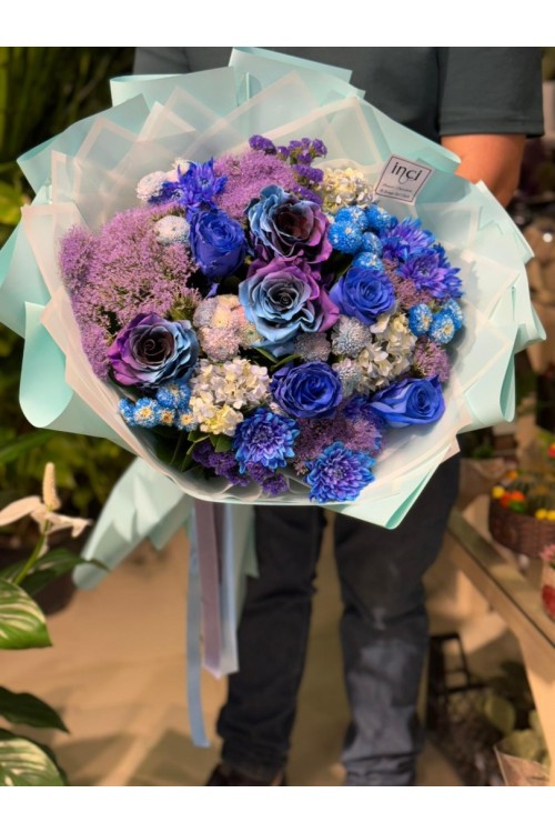 Egzotik Mavi ve Mor Gül Buketi