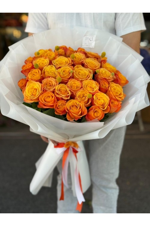Canlı ve Enerjik: Turuncu Gül Buketi